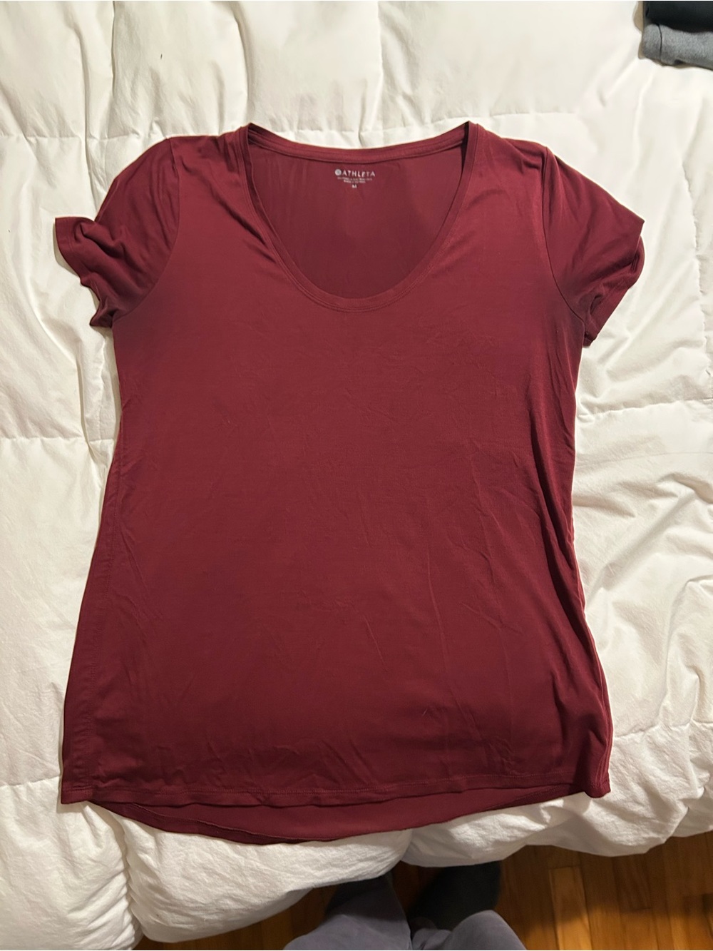 Athleta Women’s Scoop Neck Short Sleeve Tee - Burgundy